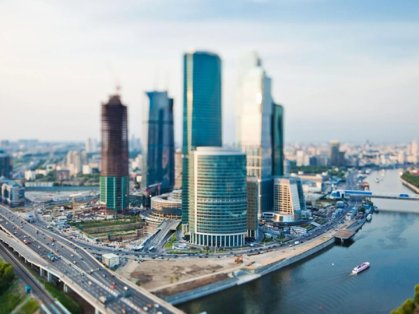 Речная прогулка по центру Москвы от причала «Киевский» до парка «Зарядье»