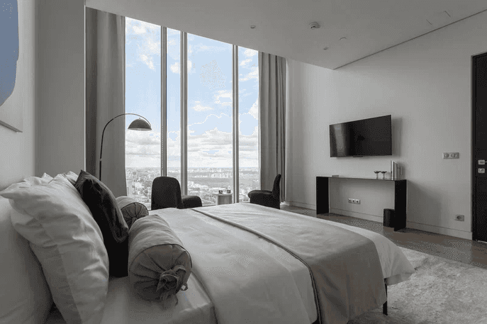 Отель Roomley на 32 этаже