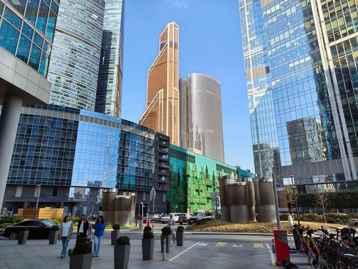 Башни Меркурий и Moscow Towers