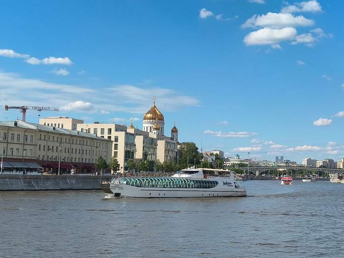Теплоход Radisson Москва-река